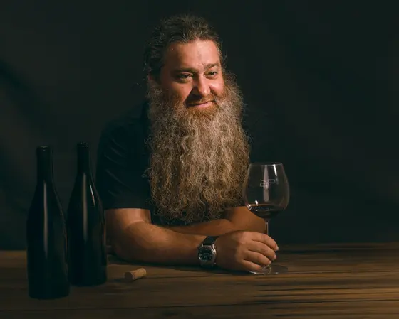 Bodegas y Viñedos Raúl Pérez