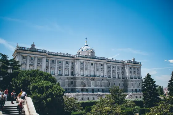El Centro Riojano de Madrid y Viña Albina celebran 120 años de historia