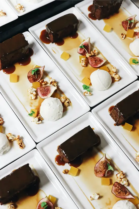 Explorando el Universo de los Vinos de Postre: Un Viaje Dulce e Inexplorado
